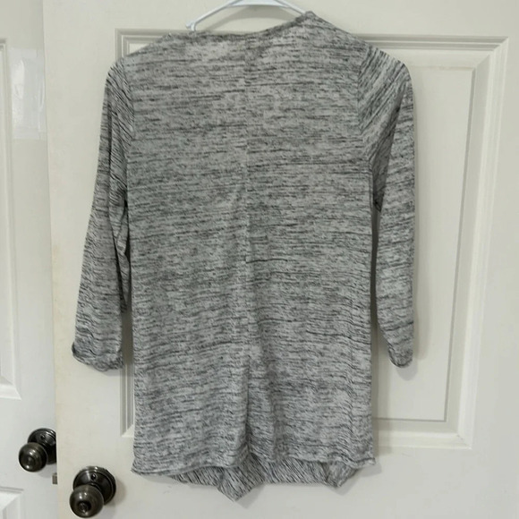 Jessica Simpson Nursing wrap top size small black gray and white maternity shirt - Picture 3 of 5